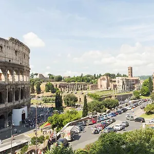 Tre R Colosseo 2*, Roma Italia